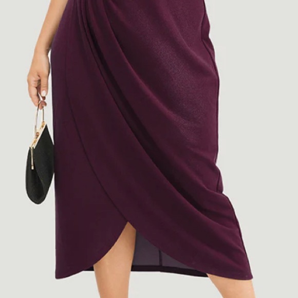 Plain Notched Pleated Detail Spaghetti Strap Wrap Hem Dress - Picture 5 of 7